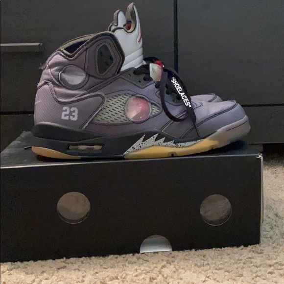 OW Jordan 5 musin. Size 11 - Picture 3 of 7